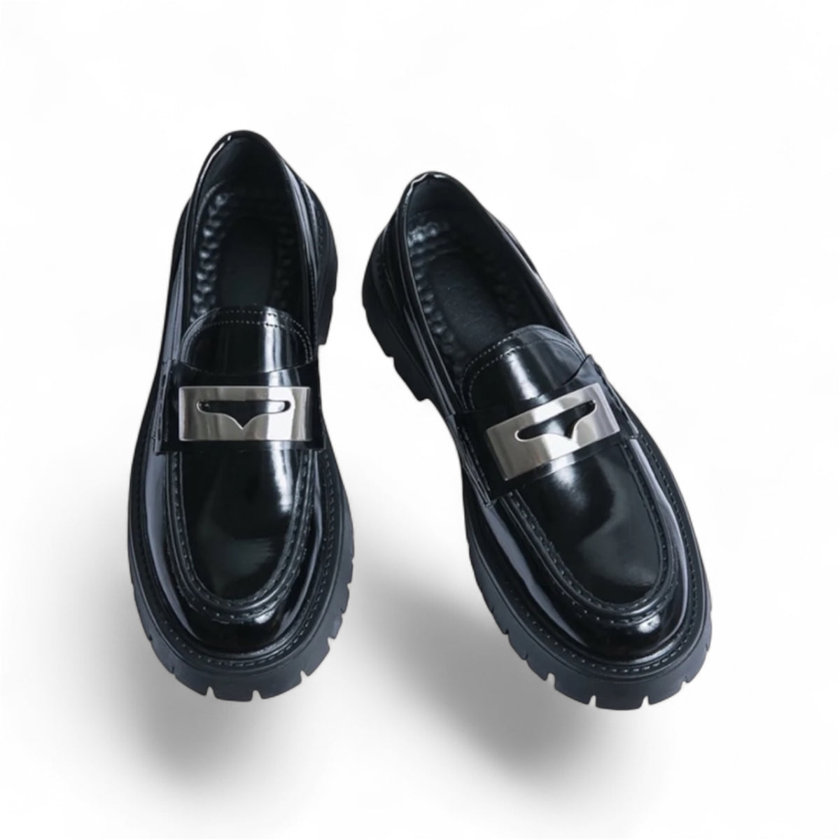 THE SIGNATURE CHUNKY LOAFER